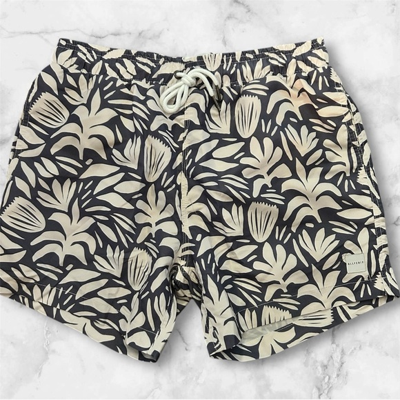 Allfenix men’s leave print swim shorts trunks Sz M nwt 011 - Picture 1 of 2